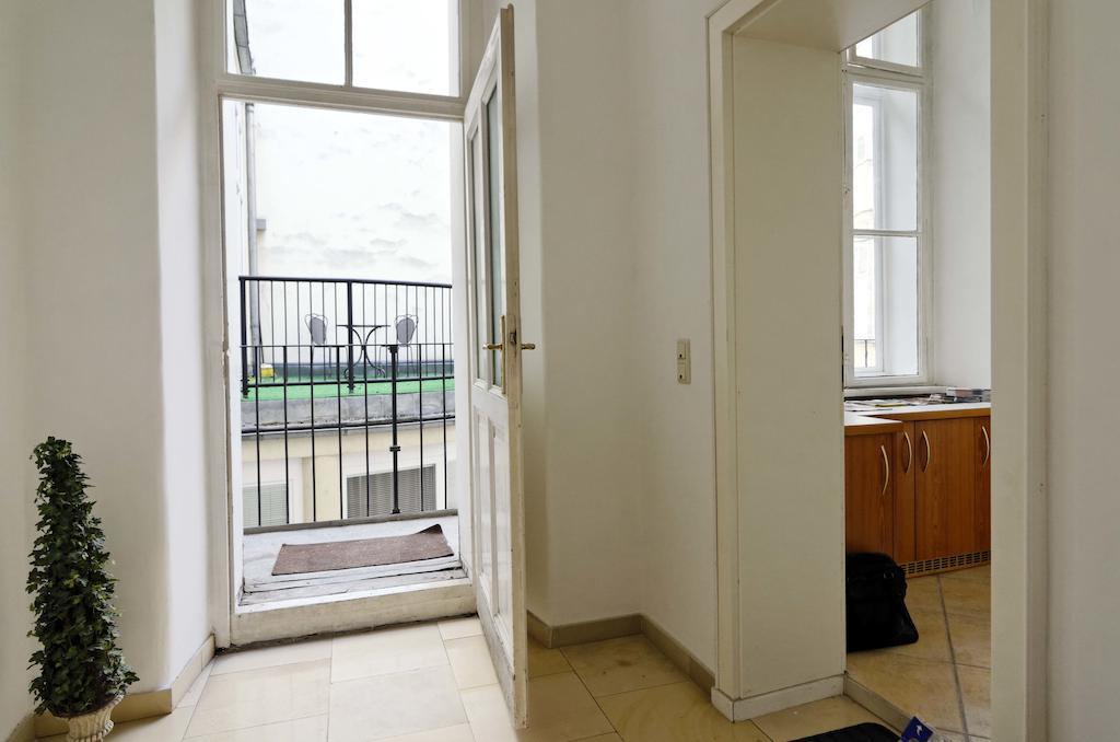فيينا Flatprovider - Cosy Central Apartment الغرفة الصورة